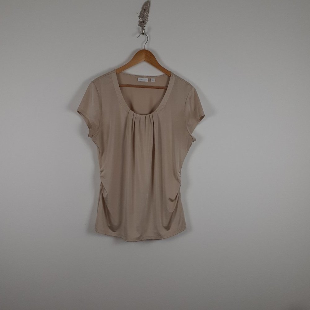 Short Sleeve front pleated shirt